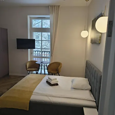 Mimoza Hotel