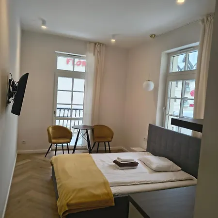 Hotel Mimoza *