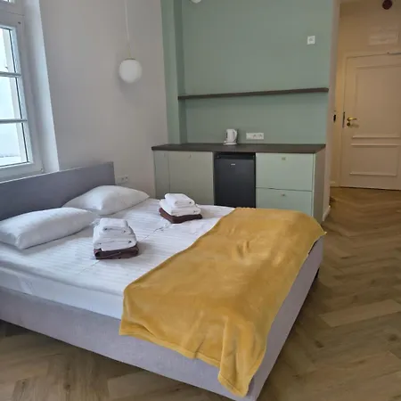 Mimoza Hotel